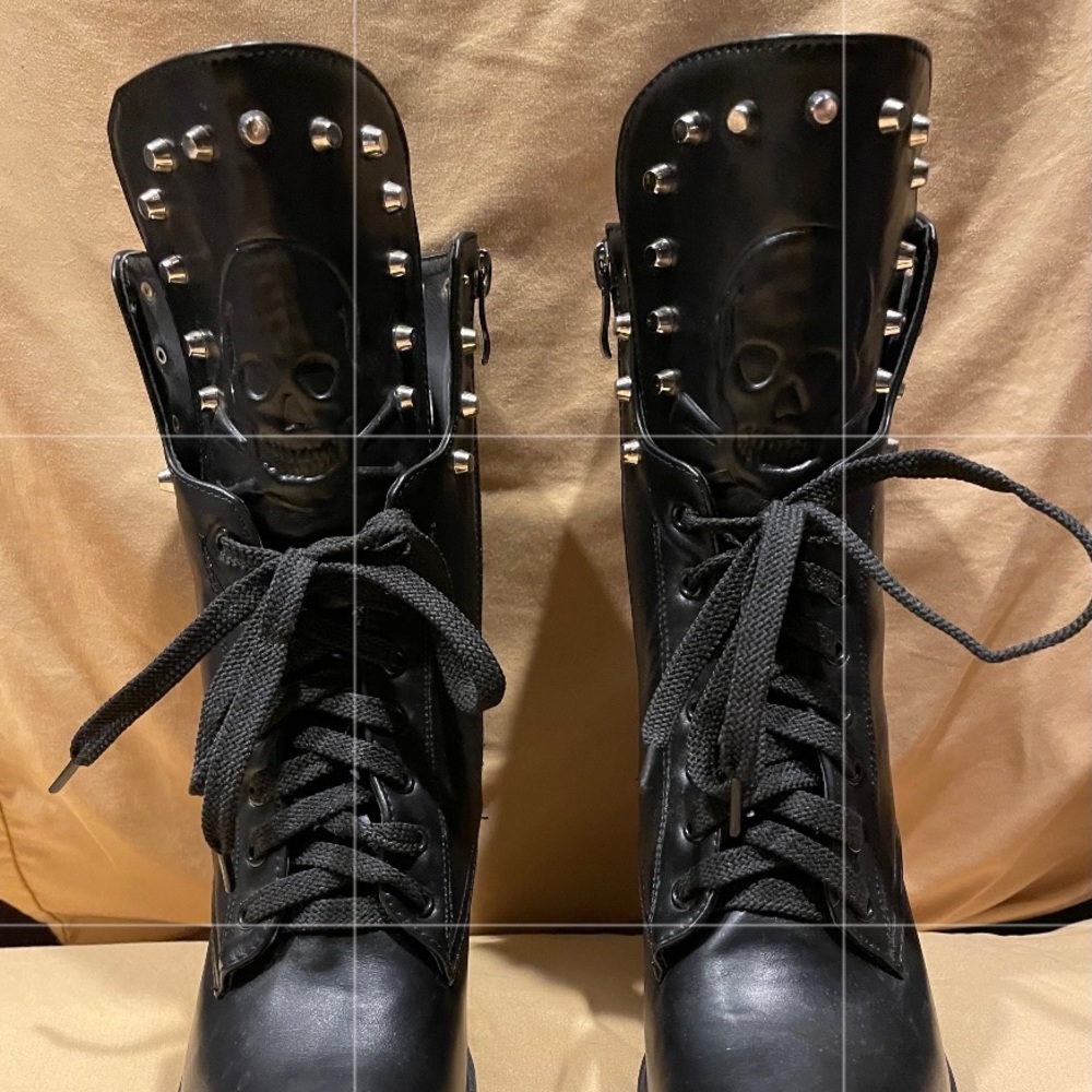 Gothic genuine leather platform ankle boots.
